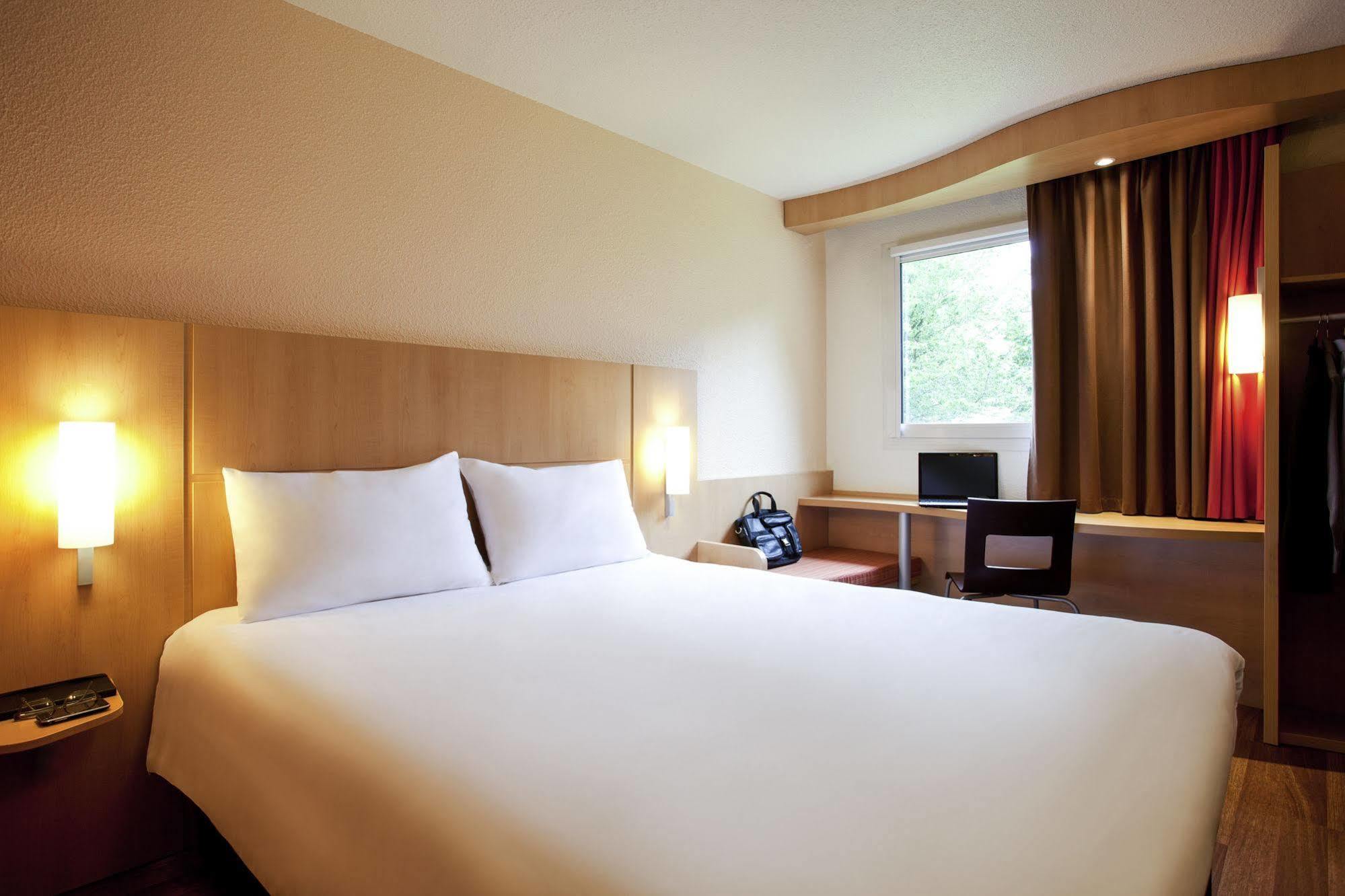 Hotel Ibis Biarritz Aeroport 3*
